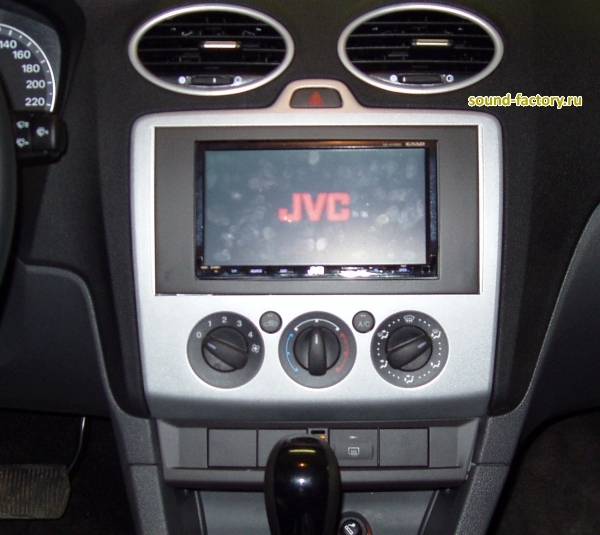 Уставновка: Автомагнитола в Ford Focus II Установка: Автомагнитола в Ford Focus II